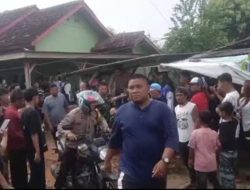 USTADZ, MANUSIA, DAN MORAL YANG DIGEREBEK