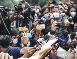 Aktor di Balik Isu, Arah di Balik Narasi