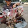 Jajanan Jadul Gulali Masih Eksis di Garut, Jadi Favorit dari Masa ke Masa